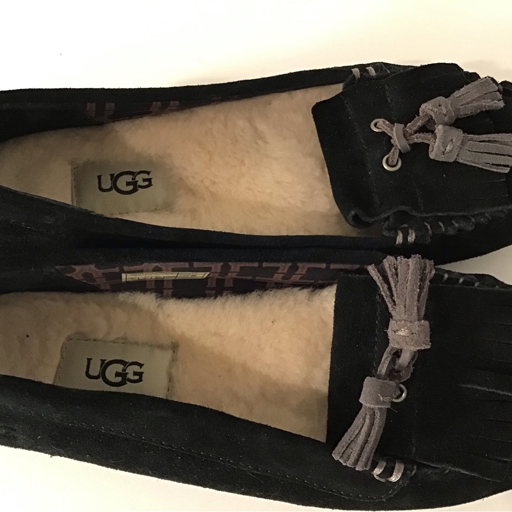 Uggs - image 2